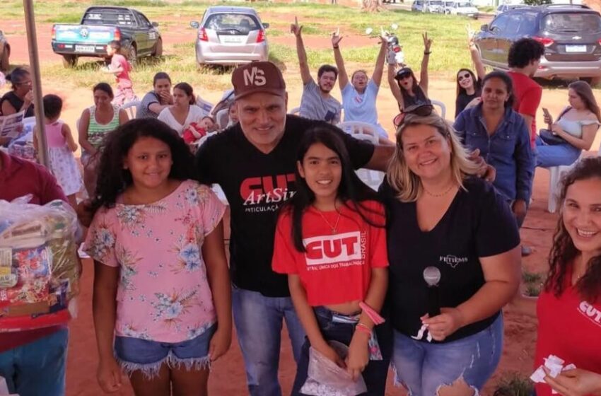  Entidades organizam show com prestação de serviços no 1º de maio